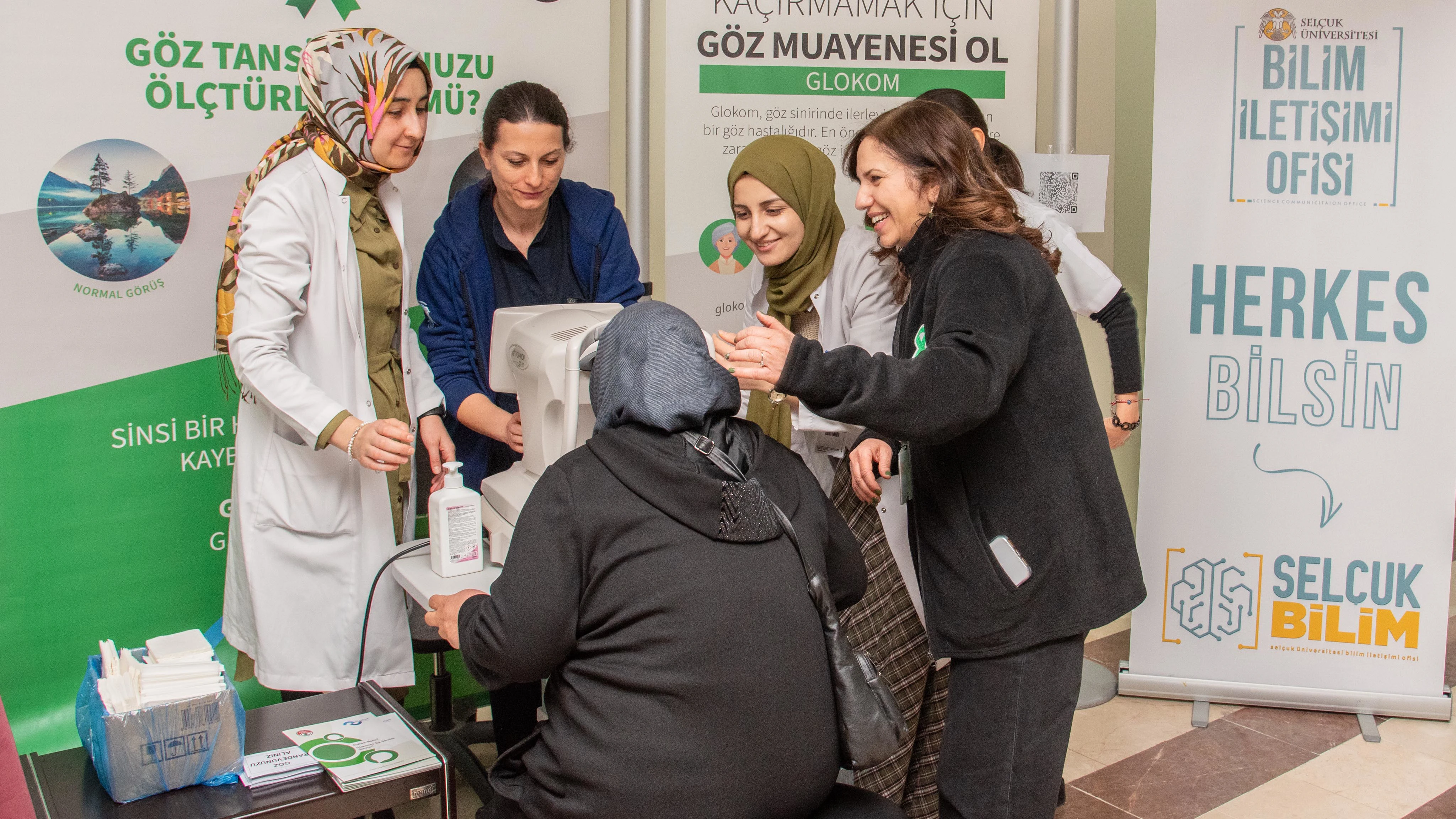 Selçuk Üniversitesinde kurulan stantta 3 gün göz tansiyonu ölçülecek